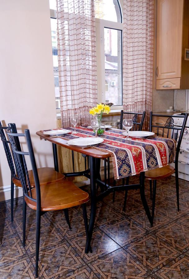 Apartment On 11 Amiryan Street Jerevan Eksteriør bilde